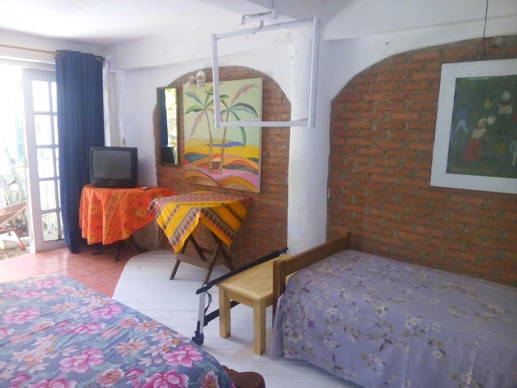 Chez Marine Guest House Búzios Chambre photo